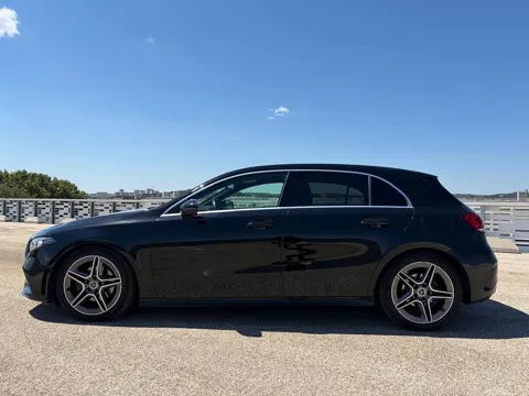 Mercedes Classe A noire vendue avec BTCAUTO